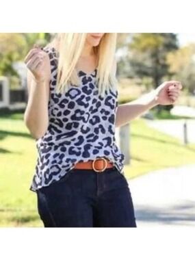 Cabi Feline Blouse Style# 5536 Size Small